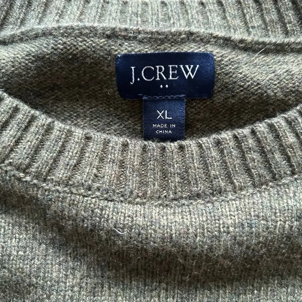 J.Crew dark Green boho crewneck men’s sweater lamb wool blend size XL